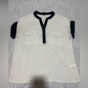 Spense brand ladies size small top.